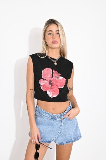 REMERA S/MGA FLOR